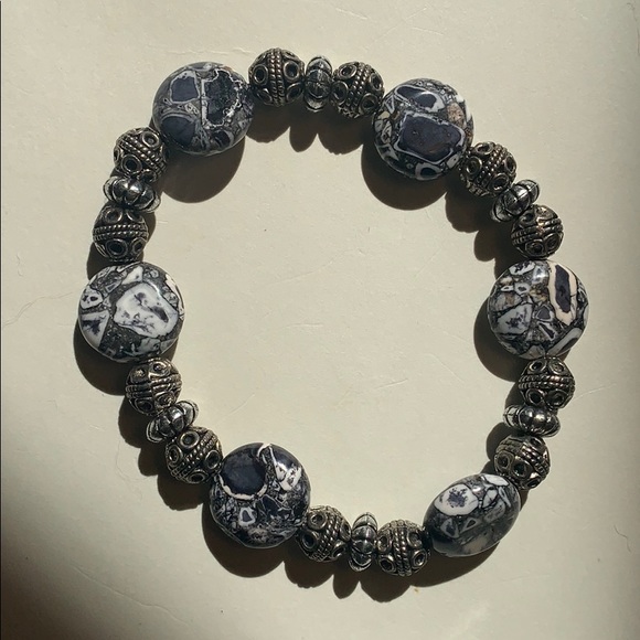 Women’s Bracelet, Handmade, Beaded, Rocks,Stylish - Picture 2 of 4